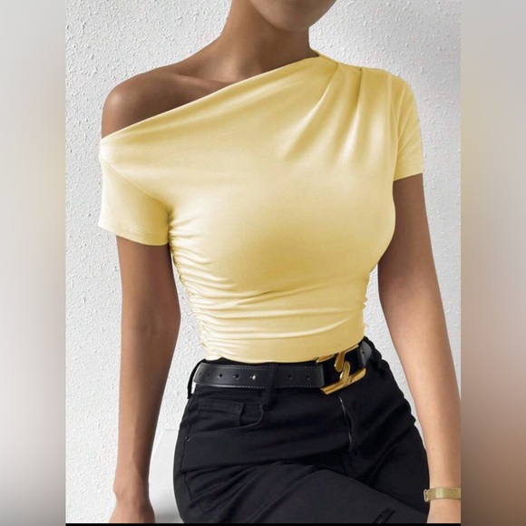 SHEIN - EMERY ROSE Tops - EMERY ROSE by Shein Ruched Shoulder Short Sleeve Fitted Casual T-Shirt